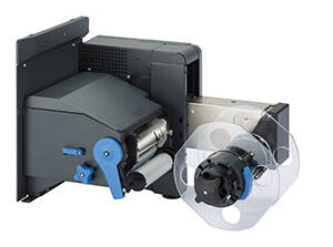 OKI Pro1050 stampante per etichette (CD) LED A colori 1200 x 1200 DPI Cablato